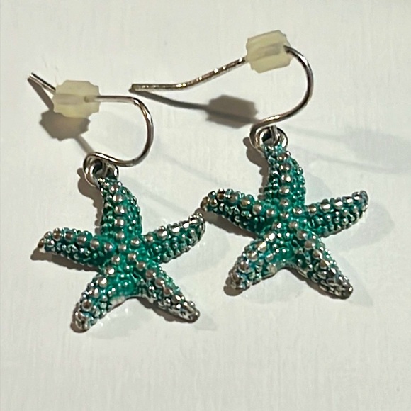 Jewelry - Cute little sea blue starfish, earrings, Silvertone hooks